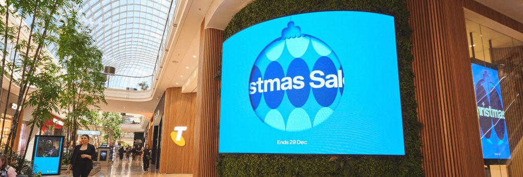 Use Cases: When to Choose E-Paper Displays Over LED Screens and Vice Versa
