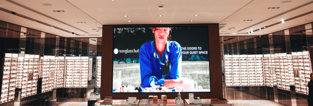 The Ultimate Guide to Digital Signage for Retail in 2026
