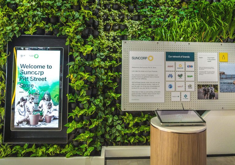 Bank Digital Signage: Branch Customer Experience | Engagis